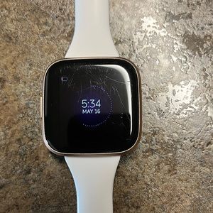 Fitbit versa 2